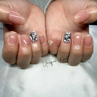 ネイル UniqueNail 長さだし専門店のネイルデザイン