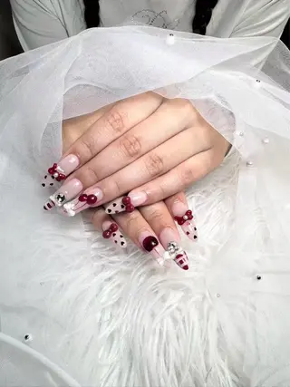 ネイル 🌈 Laule'aのネイルデザイン