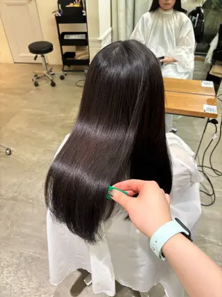 ロング 𝐚𝐲𝐚𝐧𝐞 /美髪/縮毛矯正のヘアスタイル