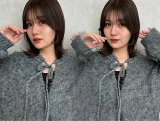 ミディアム カラー レイヤー🤍 ベージュ🤍　聖奈のヘアスタイル