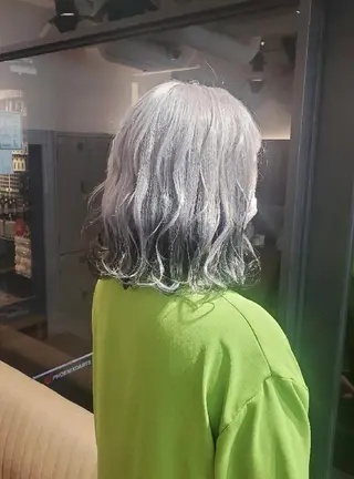 ミディアム ✨本日空きあります✨ 遠田コウヘイ🌟のヘアスタイル