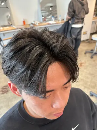 ショート パーマ メンズ become men's hair 名駅店所属・名駅/フェザーパーマ 韓国ヘア/森岡のヘアスタイル