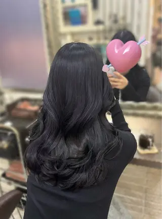 セミロング カラー レイヤー/顔周り/ 韓国ヘア🤍フウカのヘアスタイル