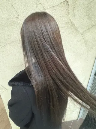 ロング カラー 中林 さくらのヘアスタイル