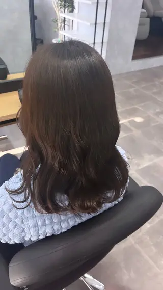 ミディアム 熊谷 有紗のヘアスタイル