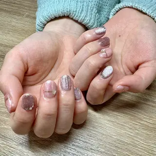 ネイル アンリッシュ新宿店 kousakaのネイルデザイン