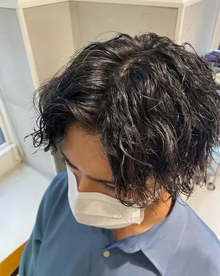 ショート カラー パーマ ヘアアレンジ メンズ メンズパーマの巨匠 鈴木純のヘアスタイル