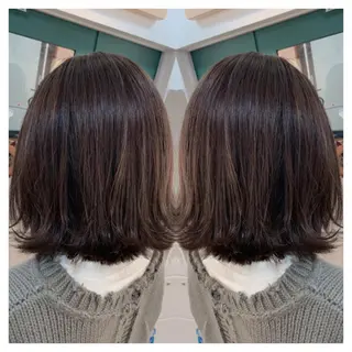 ミディアム カラー 村山 茉衣のヘアスタイル