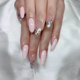 ネイル UniqueNail 長さだし専門店のネイルデザイン