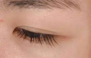 マツエク・マツパ Le'a first 堺東店所属・レアファースト堺東店 .haruのマツエク・マツパデザイン