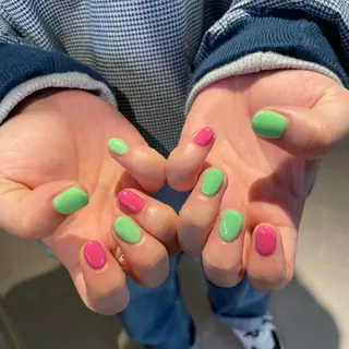 ネイル ﾔｽﾀﾞ ﾐﾅのネイルデザイン