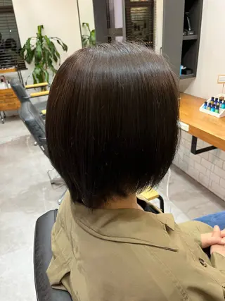 カラー 鴨田 彩音のヘアスタイル