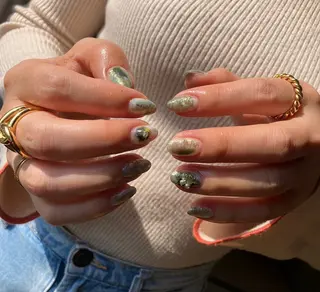 ショート nail  salon Kojima所属・古島 里彩のネイルデザイン