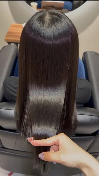 ロング NAVY/airi 完全完結型個室サロンのヘアスタイル