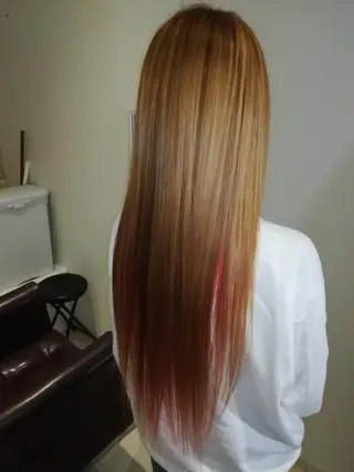 ロング カラー パーマ 東心斎橋🌏豆柴 🐾倶楽部のヘアスタイル