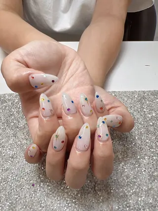 ネイル Guarendo錦糸町店所属・ガレンドウ 白澤 愛子のネイルデザイン