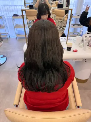 ロング 透明感カラー🫧⌇ 青🫐🩵のヘアスタイル