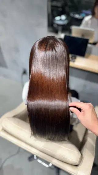 ロング shinka　omotesando所属・ブリーチ縮毛矯正 /髪質改善/タイチのヘアスタイル