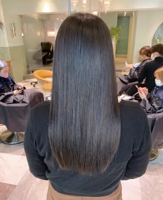 ロング ❤️ブリーチなし💚 ダブルカラー平野実花のヘアスタイル