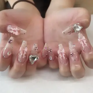 ネイル 💎🐰 saki. m 🐰💎のネイルデザイン