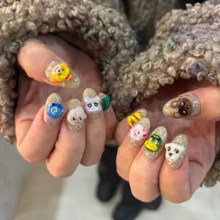 ネイル 栗田 ゆう子のネイルデザイン