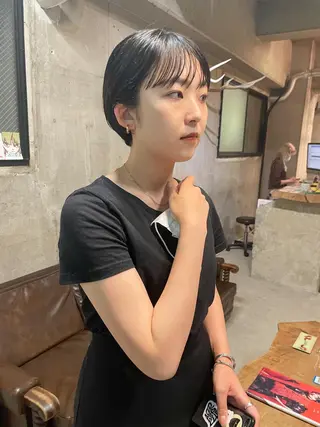 ショート カラー パーマ/レイヤー 岩山丈一郎のヘアスタイル