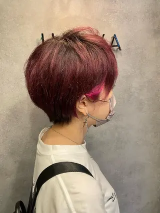 ショート カラー N°　jillva 腰山 菜々美のヘアスタイル