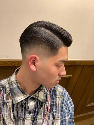 ショート 近藤 真のヘアスタイル