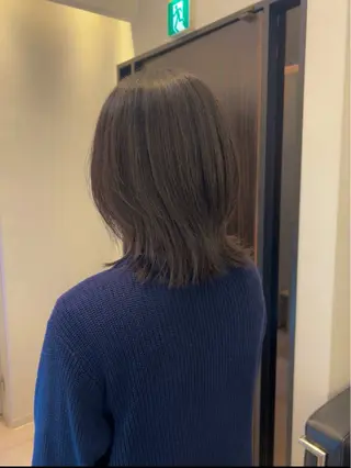 ミディアム 吉野 琴音のヘアスタイル