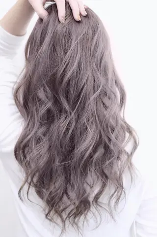 ロング カラー パーマ ヘアアレンジ 大阪レミーエクステ チビ編み込みのヘアスタイル