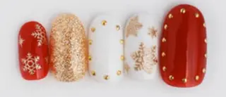 ネイル ゲン レイカのネイルデザイン