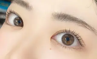 マツエク・マツパ Hair  Salon  63 Zakka所属・ヒロミ 63のマツエク・マツパデザイン