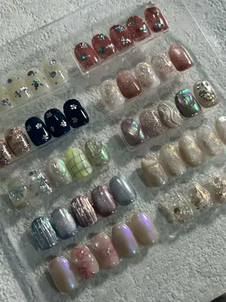 ネイル Tim nail&eye(旧:美肌育成専門店&Nail Salon Premiere）所属・Fujita Amiのネイルデザイン