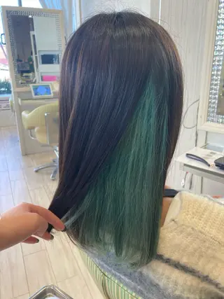 ミディアム カラー 永倉 はるかのヘアスタイル