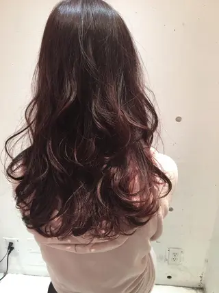 ロング カラー THE DAY所属・AKI HASHIMOTOのヘアスタイル