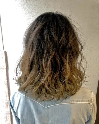 ミディアム カラー sato yoのヘアスタイル