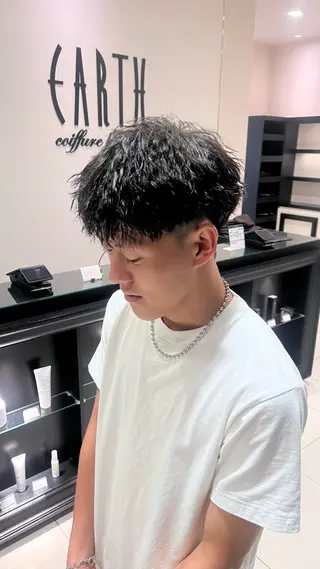 メンズ 近藤 愛のヘアスタイル