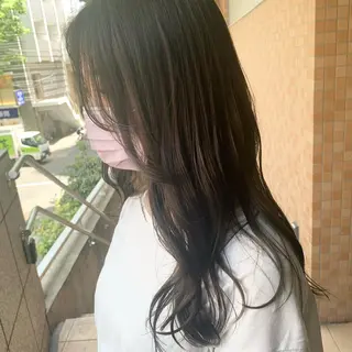 ミディアム 井上 涼花のヘアスタイル