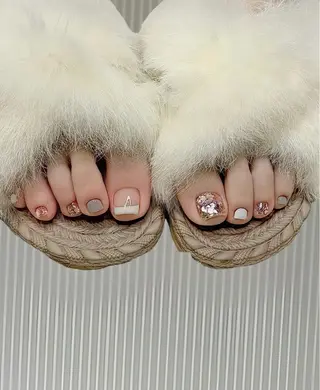 ネイル LEDアイラッシュ ∩_∩アオイのマツエク・マツパデザイン