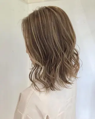 ミディアム カラー JILL by GiseL/天神のヘアスタイル