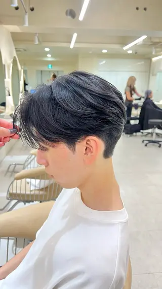 メンズ 横浜/ショート/ レイヤーカットのヘアスタイル