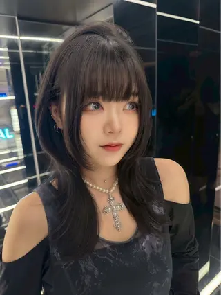 セミロング REDEAL 渋谷所属・こうき/縮毛矯正/ ブリーチ縮毛矯正のヘアスタイル