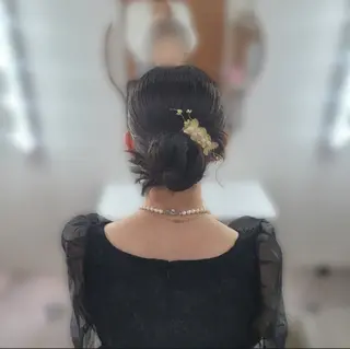 ヘアアレンジ セミロング 渥美 寿美翔のヘアスタイル