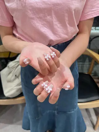 ネイル 🩶レイナ🩶 color/nailのヘアスタイル