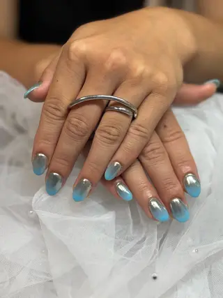 ネイル 三本 綾奈のネイルデザイン