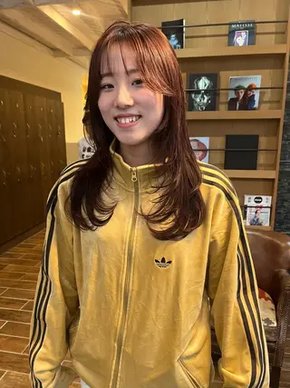 ロング カラー 松野 心音のヘアスタイル