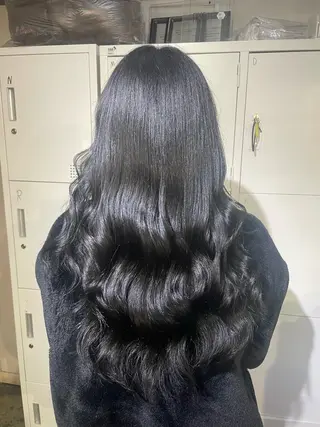 ロング ふかたさや🌟 艶感カラー🌟のヘアスタイル