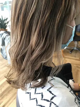 セミロング カラー 🌈艶カラー× メンズパーマ永埜🌈のヘアスタイル