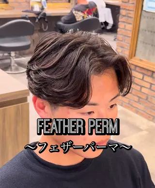 パーマ メンズ センターパート/フェ ザー🔥SHUYAのヘアスタイル