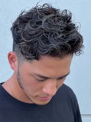 パーマ メンズ fifth天神大名Ⅱ所属・fifth天神 パーマ特化/石橋航海のヘアスタイル